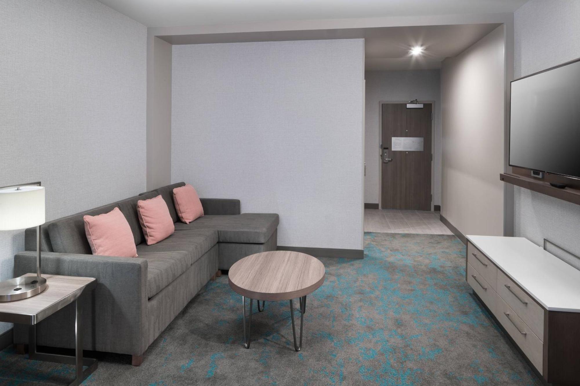 Courtyard By Marriott Houston Heights/I-10 Hotel Exterior foto